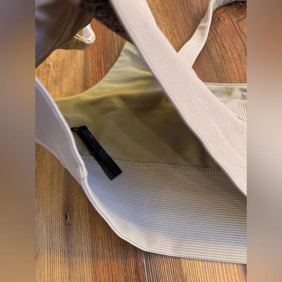 Beach Riot - Small Ribbed Beige Bralette - Picture 4 of 7